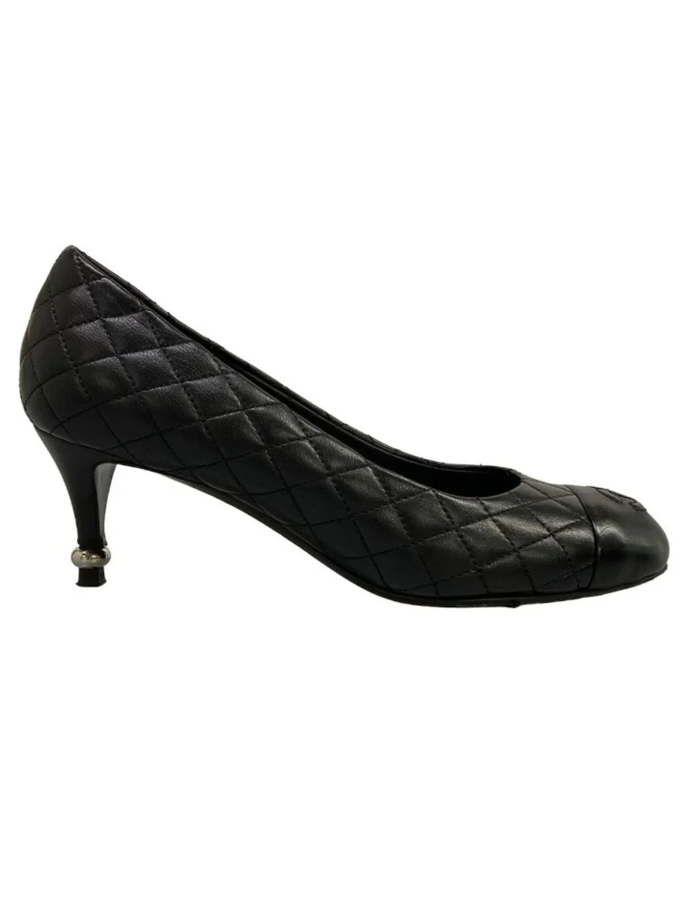 Chanel Pumps C Black Quilted CC Logo Lambskin Heels